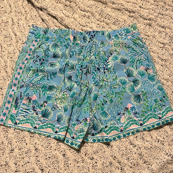 Lilly Pulitzer 5” Neilah Shorts - Picture 9 of 9